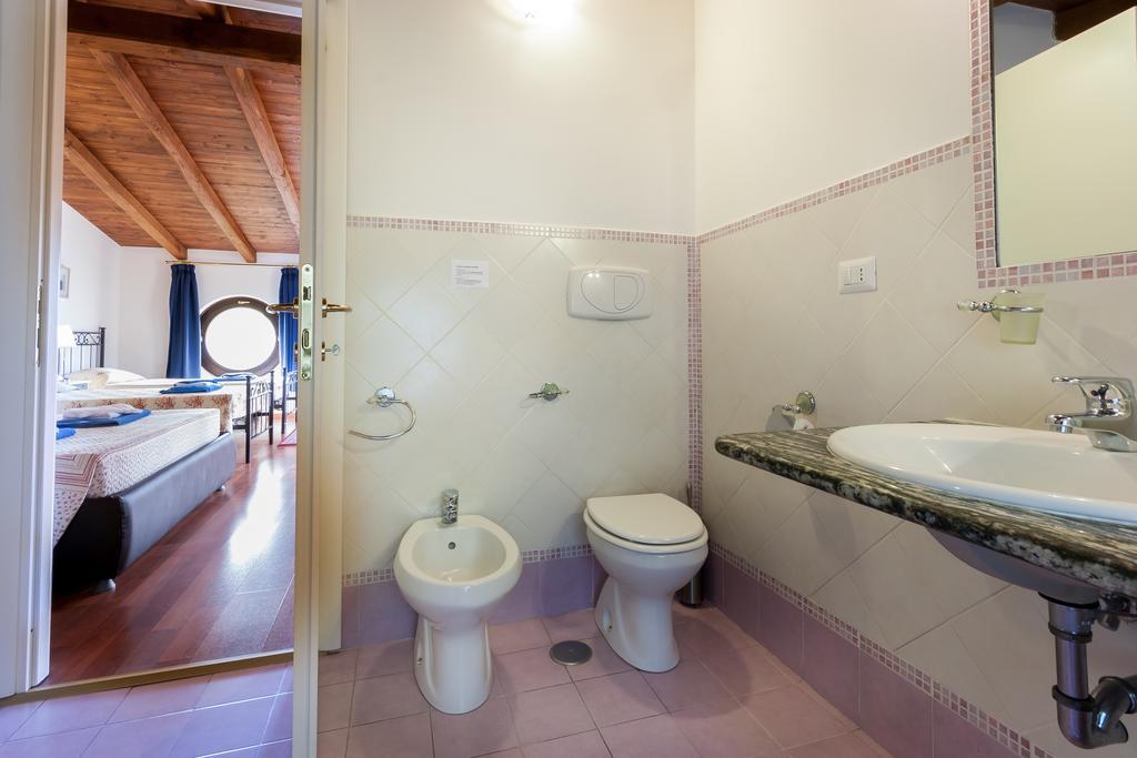 Relais Villaggio Azzurro Rom Værelse billede